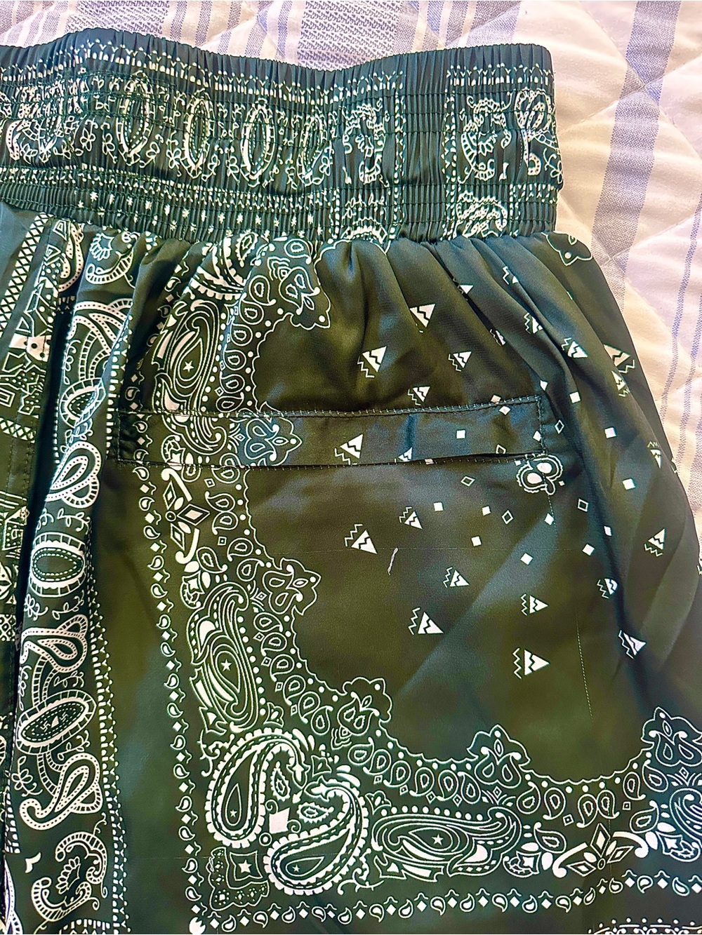 Goodie Muay Thai Bandana Print Training Shorts Zip Pocket Lined Green White M - Picture 7 of 9